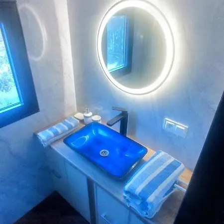 Houseboat - Dom Na Wodzie 