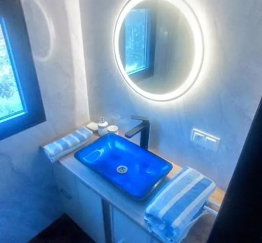 Houseboat - Dom Na Wodzie 